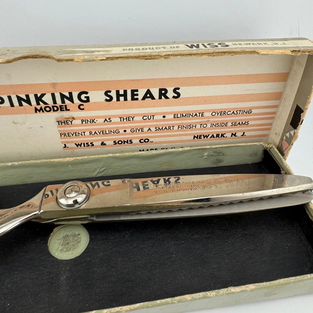 Wiss Pinking Shears Model C Silver Tone Vintage Chrome Sewing Scissors Boxed